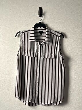 Worthington Cute White Top with Black and Brown Stripes, Size XL